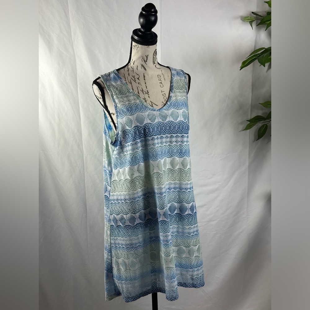 Blue Swim Coverup with Elegant Design🌴☀️ - Picture 7 of 12